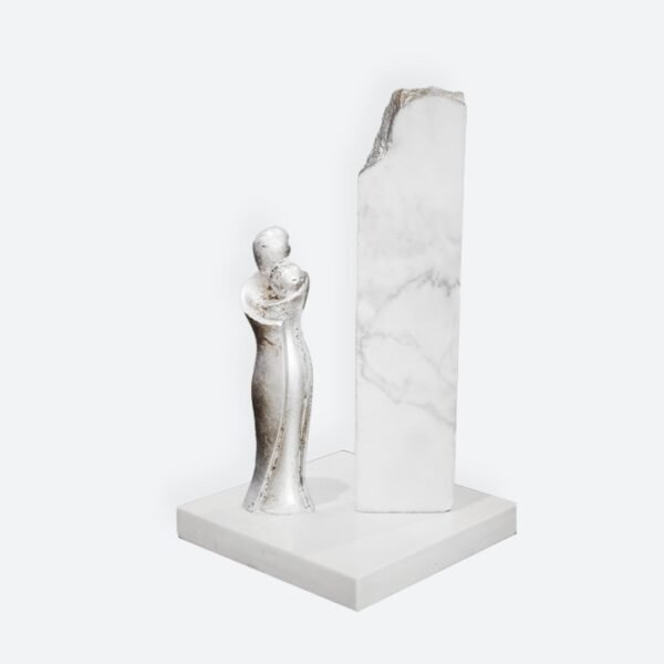 Marbleized Table Decor